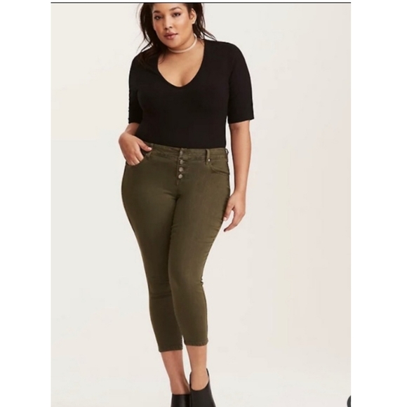 Torrid ULTRA SKINNY CROPPED Olive Wash Plus Size 20 NWT! - Picture 2 of 14